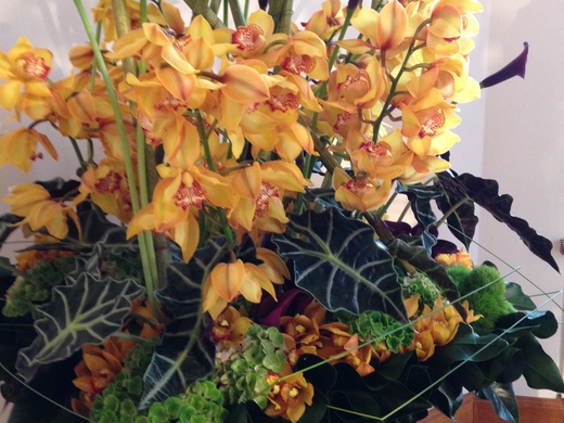 Blumenarrangement mit Kahnorchideen