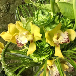 Blumenstrauß mit Kahnorchideen